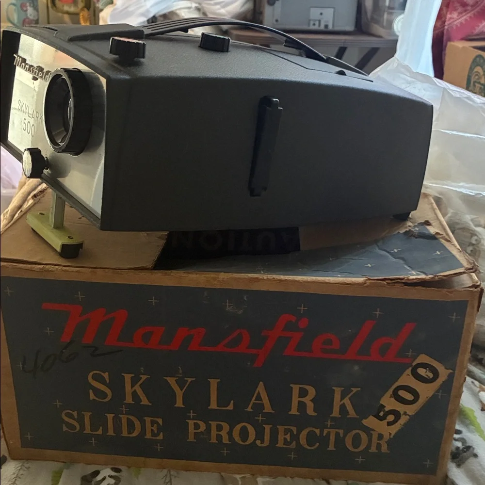 Vintage Skylark 500 Slide projector
